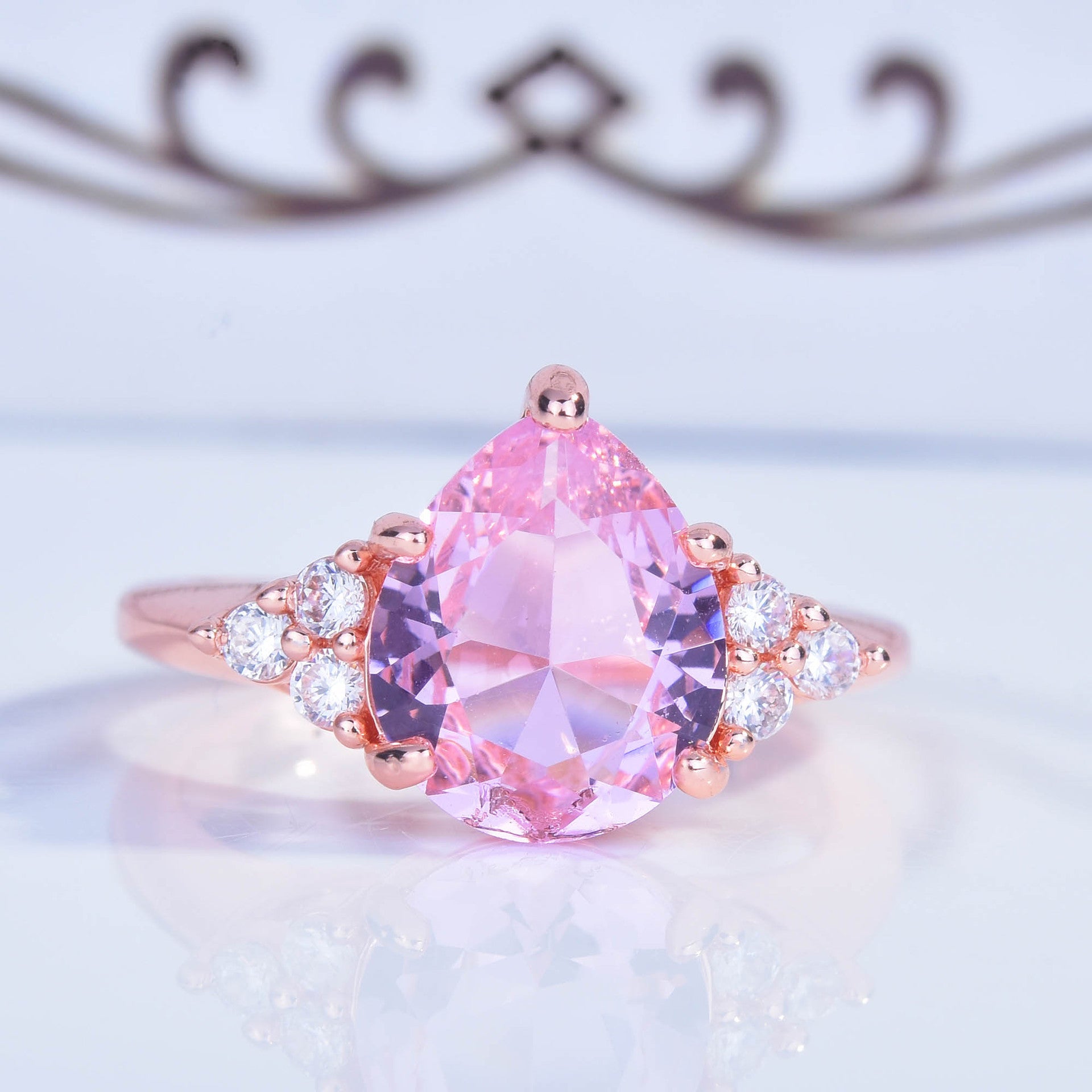Anillos De Cobre Con Forma De Pera De Diamante Rosa al por mayor